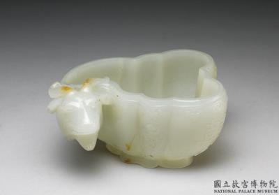 图片[2]-White-jade water container with ram’s-head handle-China Archive